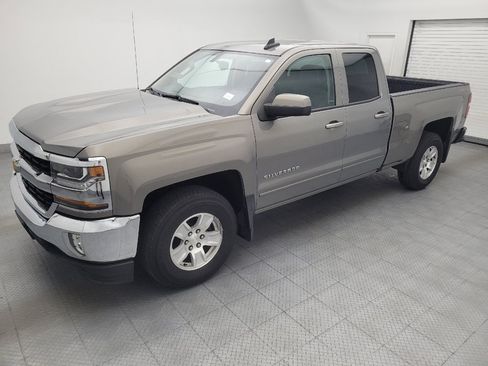 Used 2017 Chevrolet Silverado 1500 LT w/ All Star Edition AWD/4WD image 2