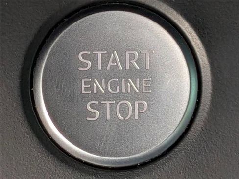 Used 2020 Audi Q3 2.0T Premium w/ Convenience Package image 17