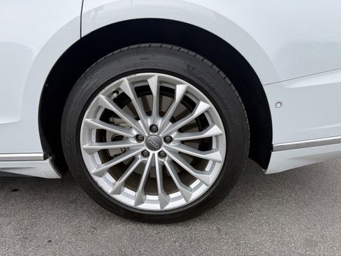 Used 2019 Audi A8 L 3.0T w/ Luxury Package image 21