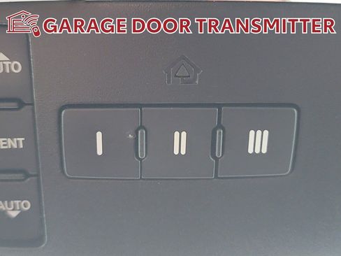 Used 2019 Dodge Charger SXT image 27