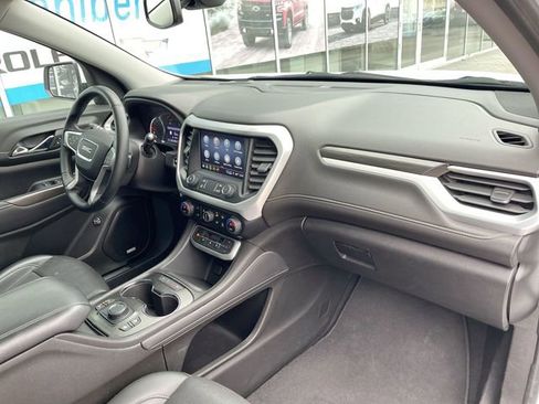 Used 2023 GMC Acadia SLT image 28