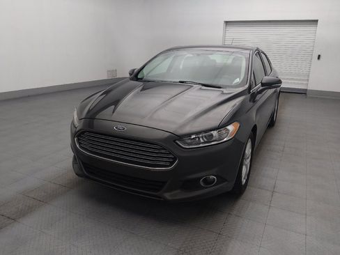 Used 2015 Ford Fusion SE w/ Equipment Group 202A FWD image 15
