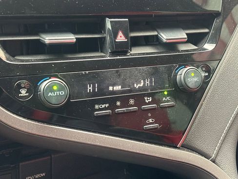 Used 2023 Toyota Camry SE w/ Convenience Package image 12