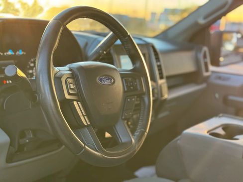 Used 2018 Ford F150 XLT w/ Equipment Group 302A Luxury image 17