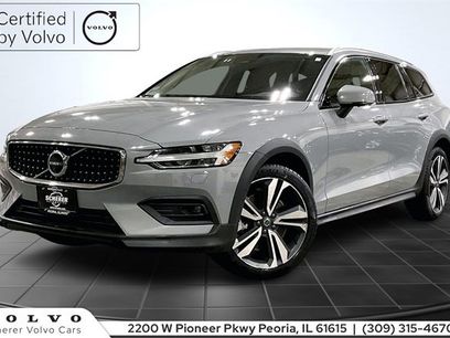 Certified 2025 Volvo V60 B5 Cross Country Plus