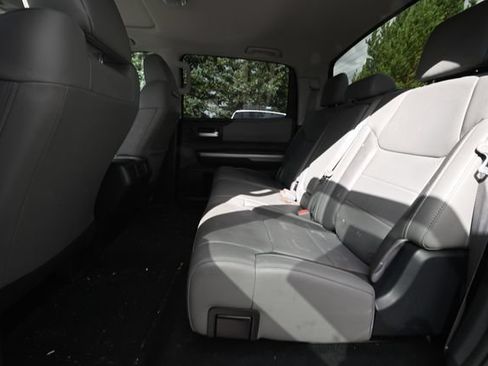 Used 2018 Toyota Tundra Limited w/ Limited Premium Package AWD/4WD image 13