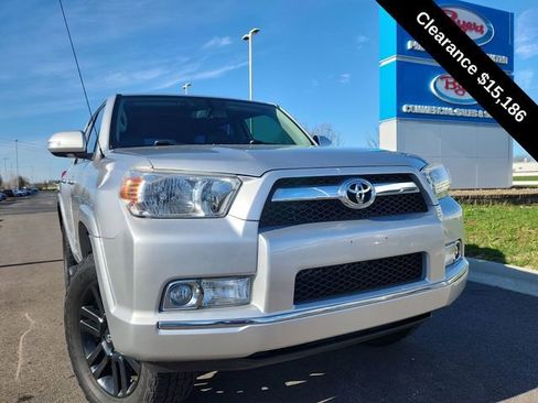 Used 2013 Toyota 4Runner Limited AWD/4WD image 12