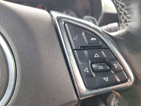 Used 2023 Chevrolet Camaro LT image 13