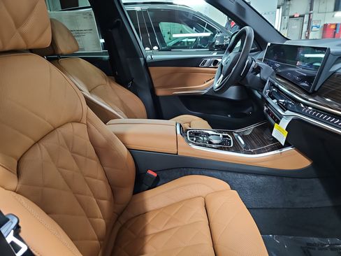 New 2026 BMW X5 xDrive50e AWD/4WD image 10