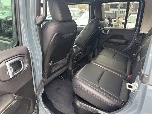 Used 2024 Jeep Wrangler Unlimited Sahara w/ Technology Group image 23