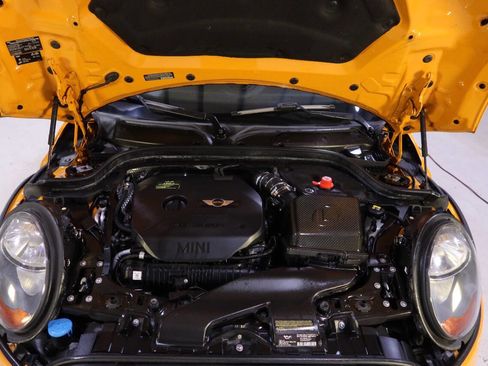 Used 2015 MINI Cooper S image 9
