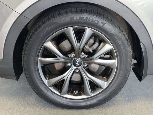 Used 2018 Hyundai Santa Fe Sport w/ 2.0T Ultimate Tech Package 05 AWD/4WD image 7