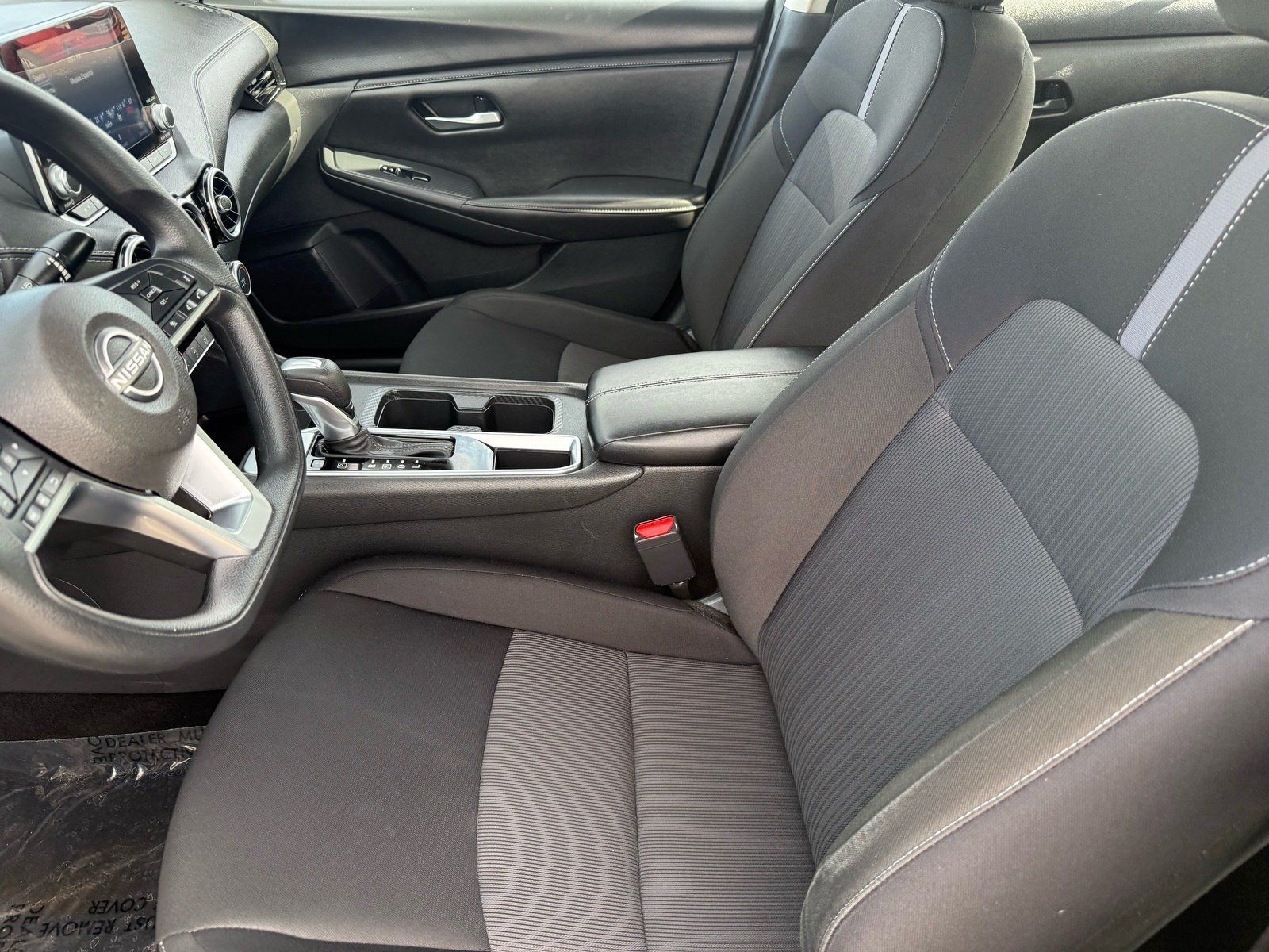 Used 2025 Nissan Sentra SV FWD image 13
