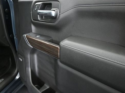 Used 2019 Chevrolet Silverado 1500 RST AWD/4WD image 26