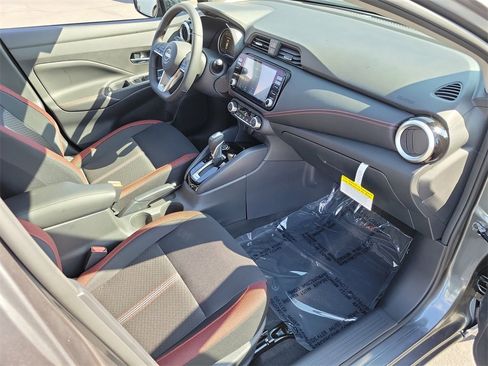 New 2025 Nissan Versa SR w/ Trunk Package image 11