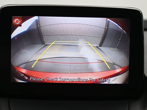 Certified 2019 Toyota Yaris LE image 19