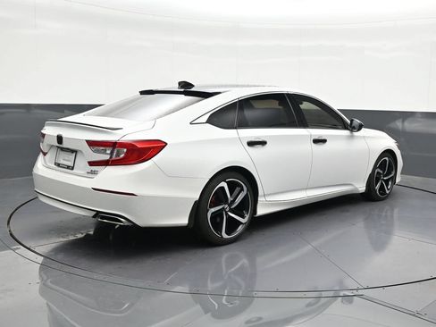 Used 2022 Honda Accord Sport image 5