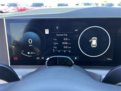 New 2026 Hyundai Tucson Limited image 32