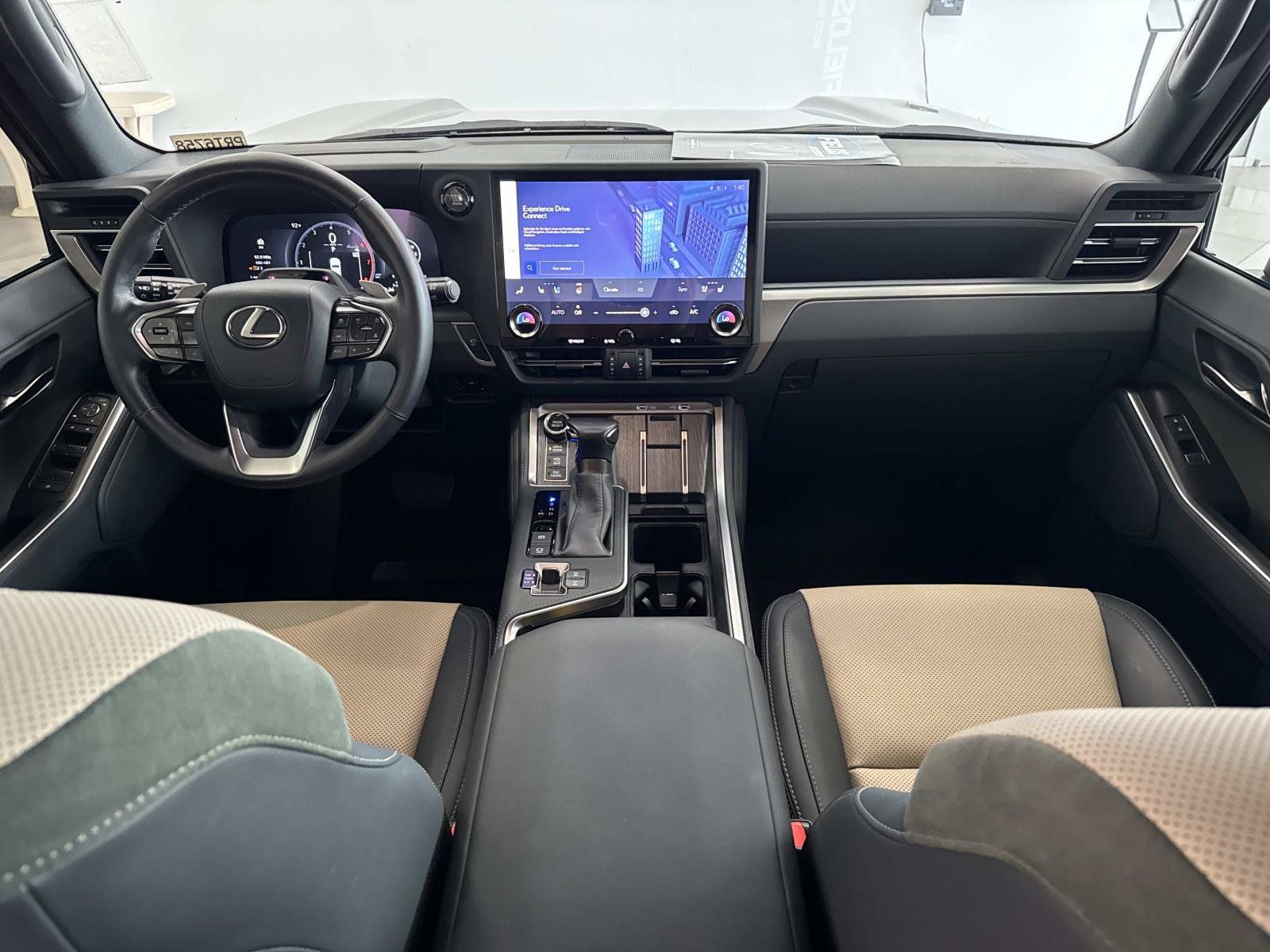 Used 2024 Lexus GX 550 AWD/4WD image 8