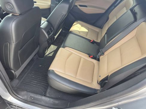 Used 2024 Chevrolet Equinox Premier AWD/4WD image 13