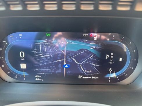 Certified 2025 Volvo XC90 B6 Plus AWD/4WD image 21