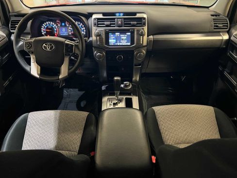 Used 2017 Toyota 4Runner SR5 image 10