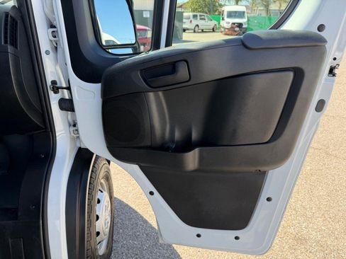 Used 2023 RAM ProMaster 2500 FWD image 49