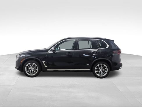New 2026 BMW X5 xDrive40i image 2