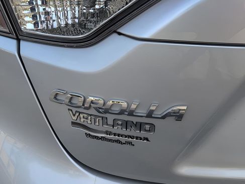 Used 2023 Toyota Corolla LE image 11