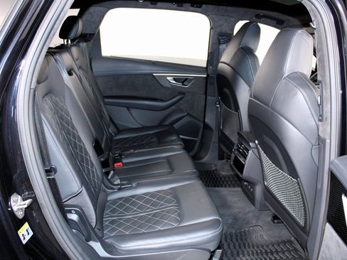 Used 2021 Audi SQ7 Prestige image 24