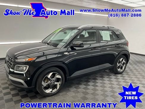 Used 2021 Hyundai Venue SEL w/ Premium Package FWD image 1