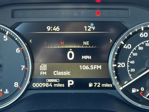 Used 2025 Mitsubishi Outlander SE AWD/4WD image 21