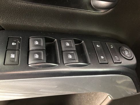 Used 2019 Chevrolet Silverado 1500 LT w/ All Star Edition image 35