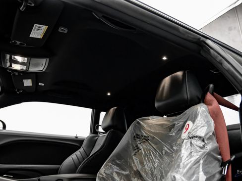 Used 2022 Dodge Challenger SRT Hellcat image 36