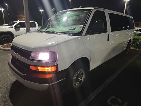 Used 2019 Chevrolet Express 3500 LT w/ LT Preferred Equipment Group image 37