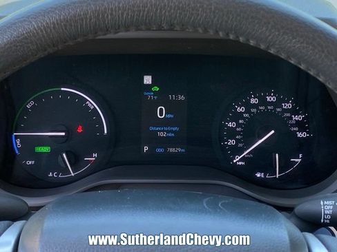 Used 2024 Toyota Sienna XLE AWD/4WD image 21