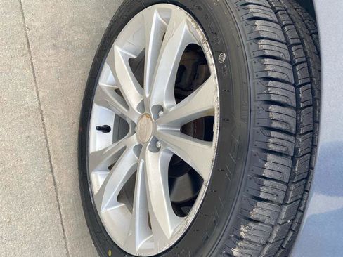 Used 2014 Subaru Legacy 2.5i image 11