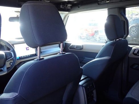 Used 2025 Ford Bronco Big Bend image 16