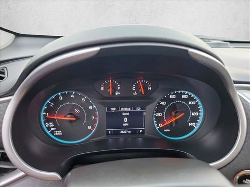 Used 2022 Chevrolet Malibu LS image 18