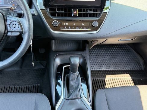 Used 2024 Toyota Corolla LE FWD image 13