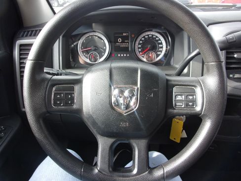 Used 2015 RAM 1500 Tradesman RWD image 10