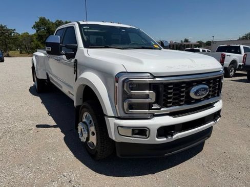 Used 2026 Ford F450 Platinum w/ Platinum Plus Package AWD/4WD image 2