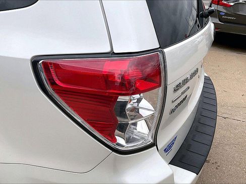 Used 2012 Subaru Forester 2.5X Premium w/ All-Weather Pkg AWD/4WD image 20
