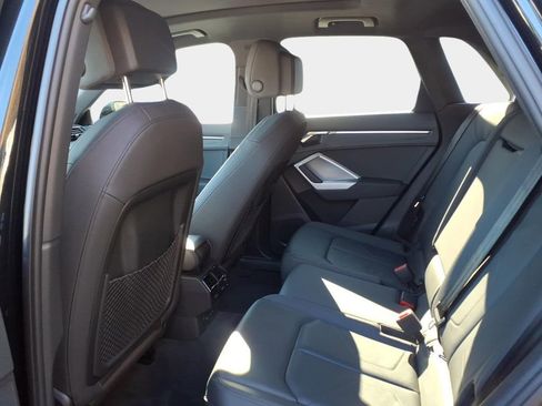 Used 2021 Audi Q3 2.0T Premium w/ Convenience Package image 8