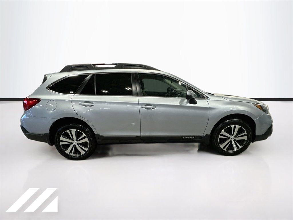 Used 2019 Subaru Outback 2.5i Limited AWD/4WD image 4