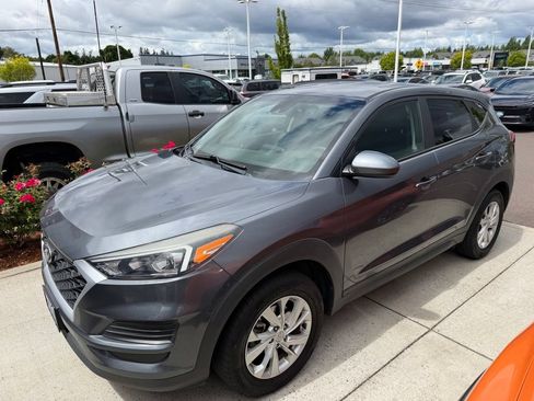 Used 2019 Hyundai Tucson SE AWD/4WD image 2