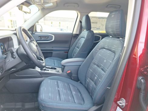 New 2025 Ford Bronco Sport Heritage w/ Convenience Package image 4