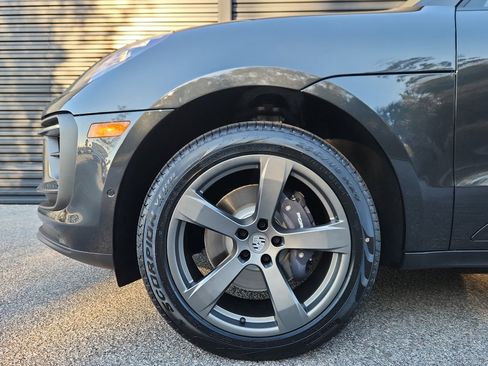 New 2026 Porsche Macan image 11