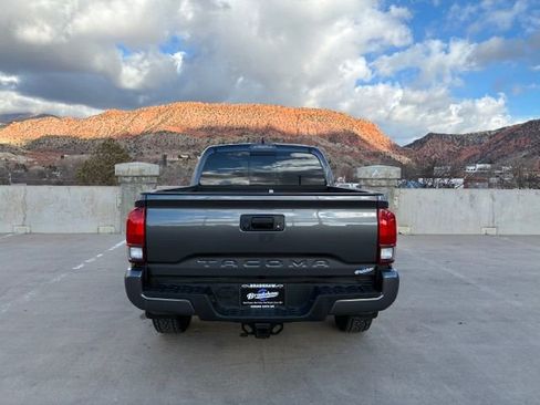 Used 2023 Toyota Tacoma TRD Sport w/ Black Out Package (TMS) image 7