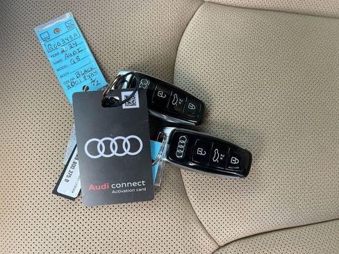 Used 2024 Audi Q8 Prestige image 40